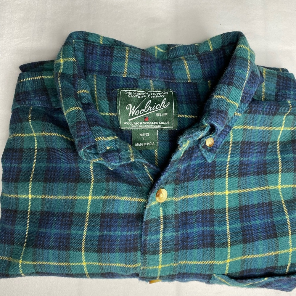 Woolrich Men’s Flannel Shirt. Sz L. Worn once